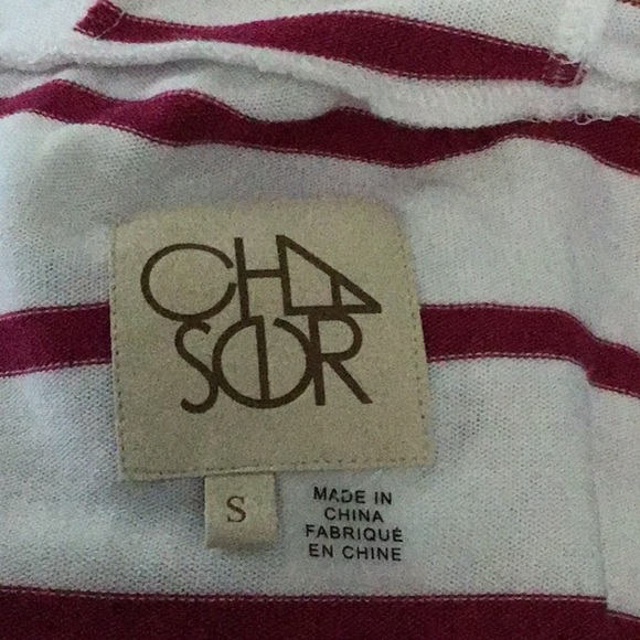 Chaser Super soft Short sleeve Hoodie Size S
Color fuschia/white. Hi low - Picture 7 of 7